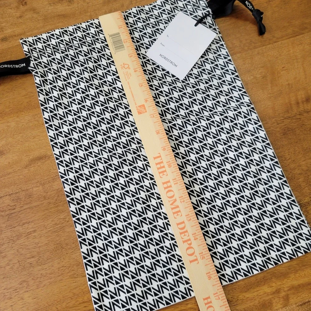 Nordstrom Gift Bag Unisex OS Black White Geometric Monogram Drawstring Pouch NWT